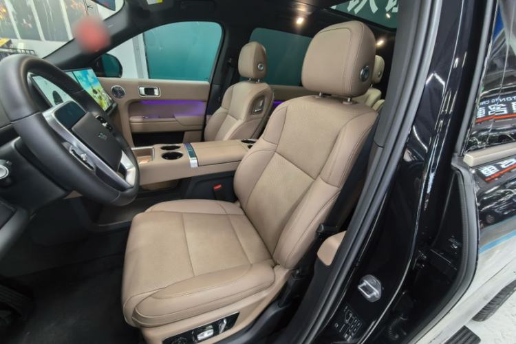 Used Li Auto L9 2025 Ultra Smart Refreshed Edition Interior 3