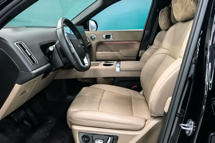 Used Li Auto L9 2025 Ultra Smart Refreshed Edition Interior 6