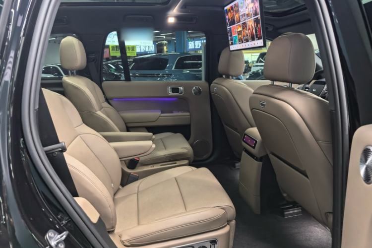Used Li Auto L9 2025 Ultra Smart Refreshed Edition Interior 7