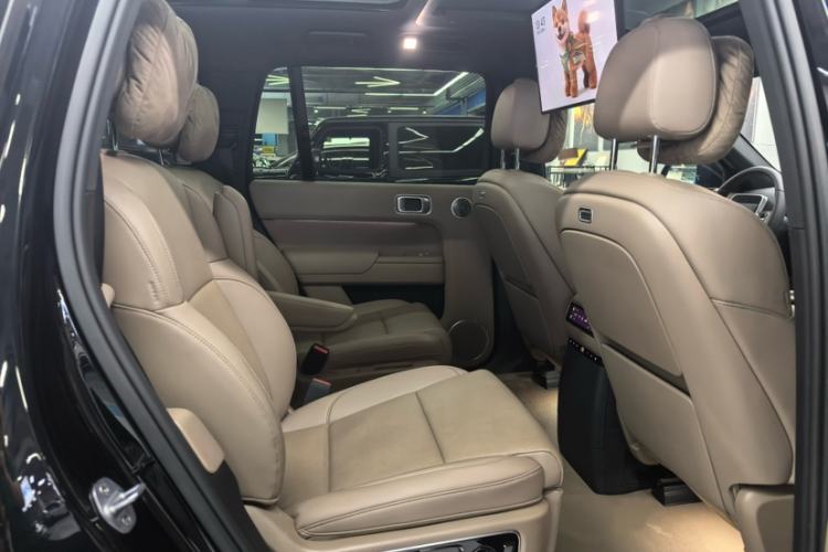 Used Li Auto L9 2025 Ultra Smart Refreshed Edition Interior 9