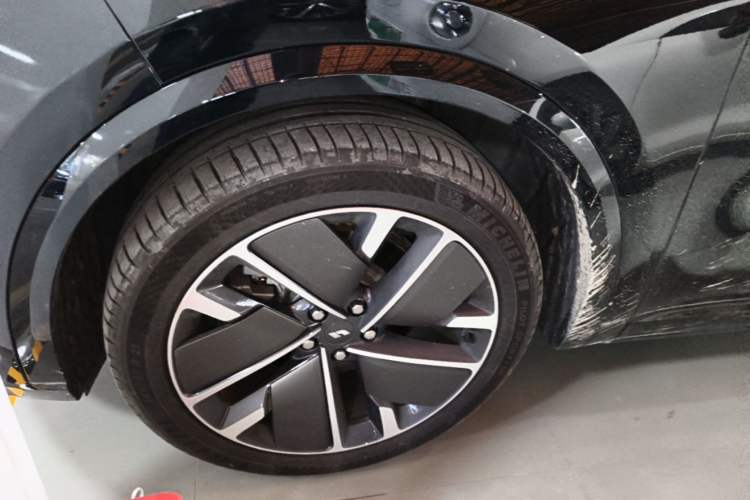 Used Li Auto L9 2025 Ultra Smart Refreshed Edition Left Front Wheel Hub
