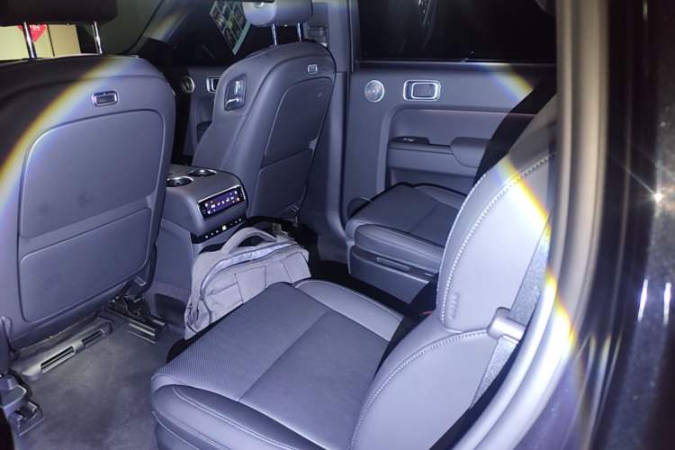 Used Li Auto L9 2025 Ultra Smart Refreshed Edition Left Rear Seat