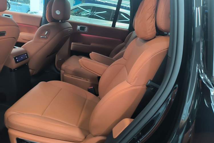 Used Li Auto L9 2025 Ultra Smart Refreshed Edition Left Rear Seat