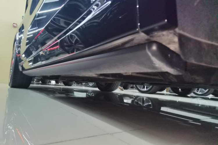 Used Li Auto L9 2025 Ultra Smart Refreshed Edition Left Side Sill