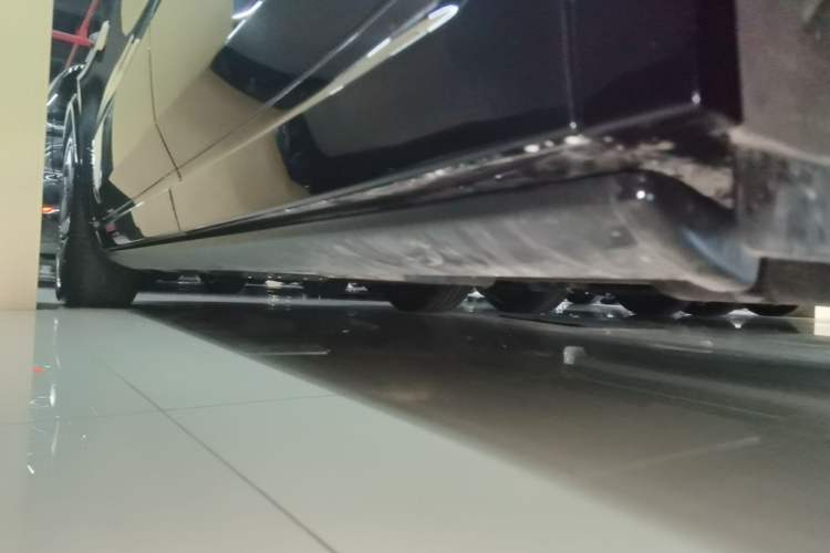 Used Li Auto L9 2025 Ultra Smart Refreshed Edition Left Side Sill