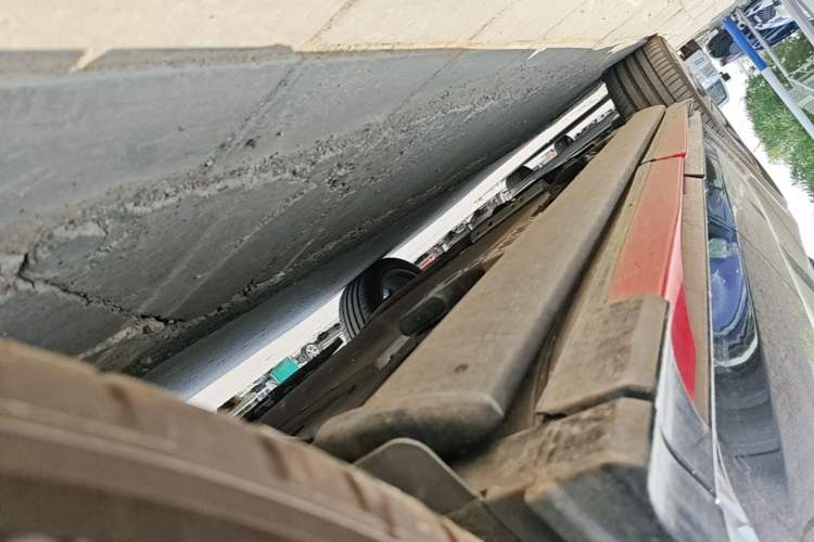 Used Li Auto L9 2025 Ultra Smart Refreshed Edition Left Side Sill