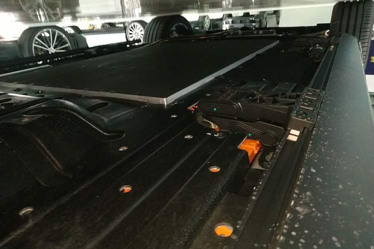 Used Li Auto L9 2025 Ultra Smart Refreshed Edition Left Side Sill