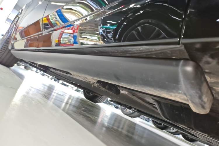 Used Li Auto L9 2025 Ultra Smart Refreshed Edition Left Side Sill