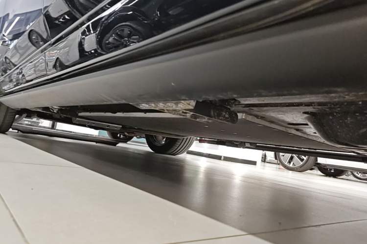 Used Li Auto L9 2025 Ultra Smart Refreshed Edition Left Side Sill