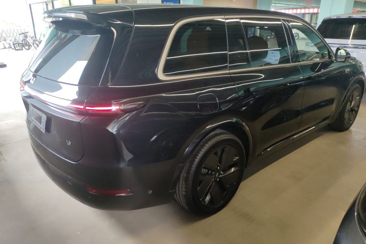 Used Li Auto L9 2025 Ultra Smart Refreshed Edition Rear Right 45 Deg