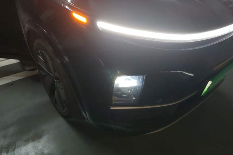 Used Li Auto L9 2025 Ultra Smart Refreshed Edition Right Front Headlight