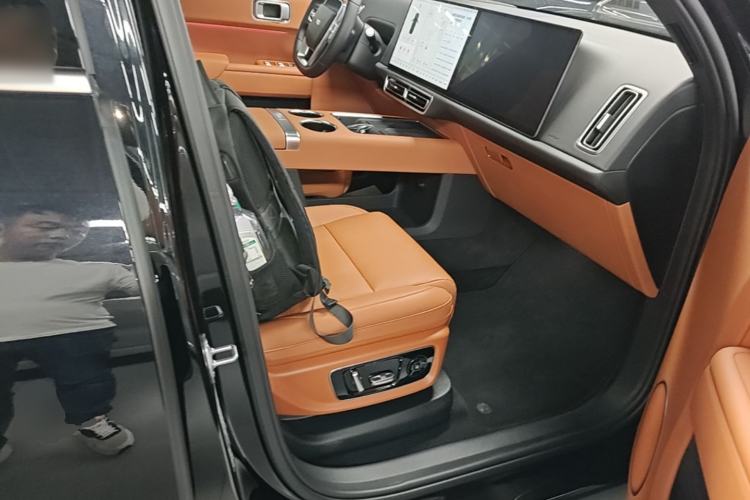 Used Li Auto L9 2025 Ultra Smart Refreshed Edition Right Front Seat