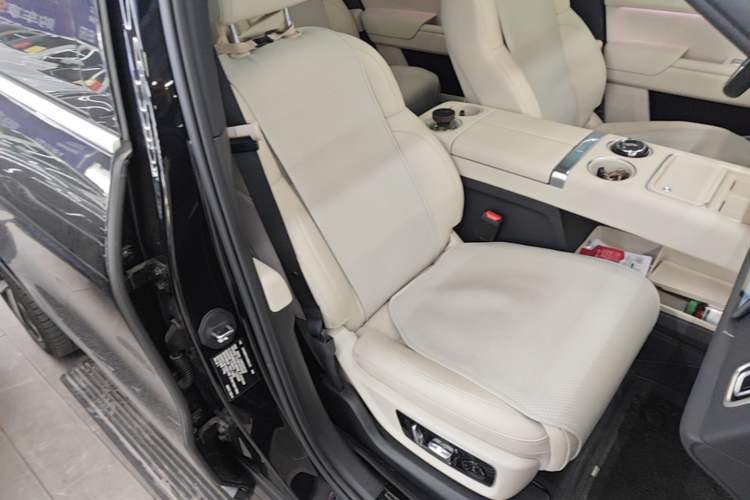 Used Li Auto L9 2025 Ultra Smart Refreshed Edition Right Front Seat
