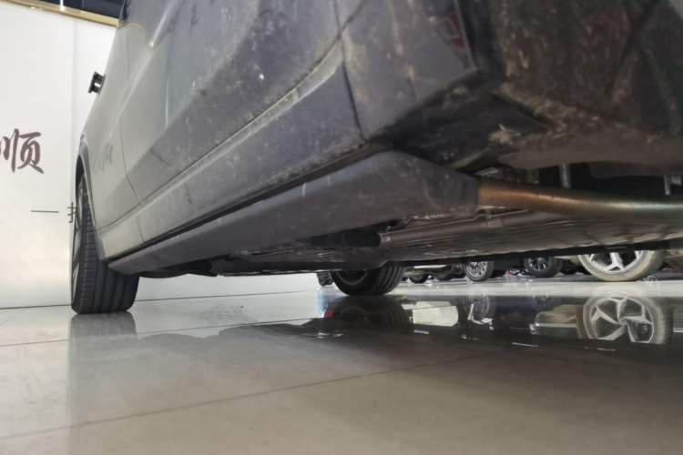Used Li Auto L9 2025 Ultra Smart Refreshed Edition Right Side Sill