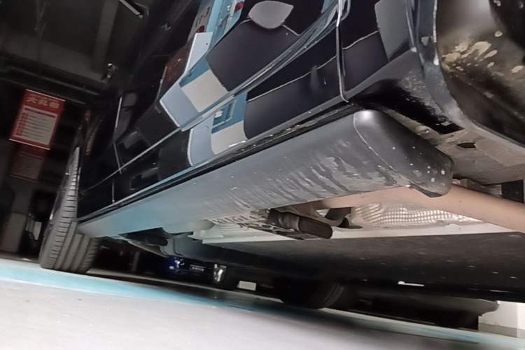 Used Li Auto L9 2025 Ultra Smart Refreshed Edition Right Side Sill