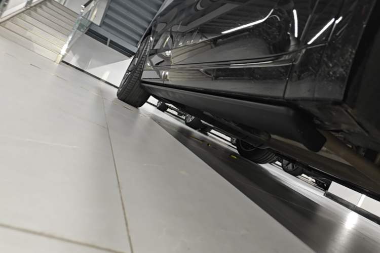 Used Li Auto L9 2025 Ultra Smart Refreshed Edition Right Side Sill