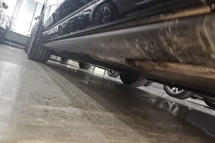 Used Li Auto L9 2025 Ultra Smart Refreshed Edition Right Side Sill