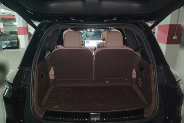 Used Li Auto L9 2025 Ultra Smart Refreshed Edition Trunk