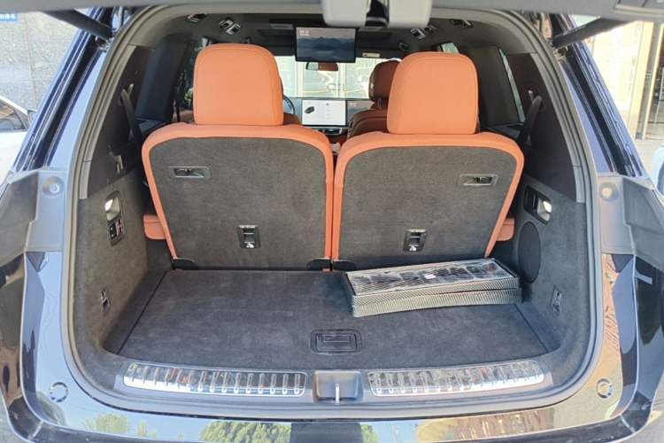 Used Li Auto L9 2025 Ultra Smart Refreshed Edition Trunk