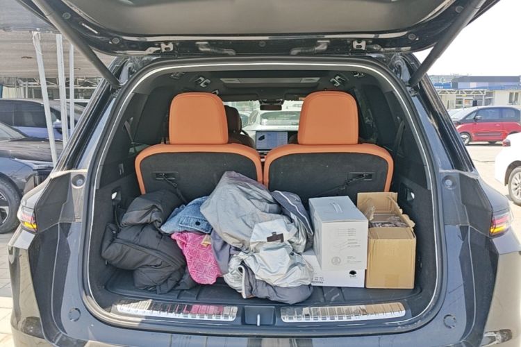 Used Li Auto L9 2025 Ultra Smart Refreshed Edition Trunk
