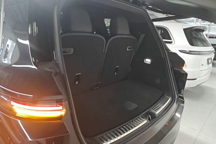 Used Li Auto L9 2025 Ultra Smart Refreshed Edition Trunk