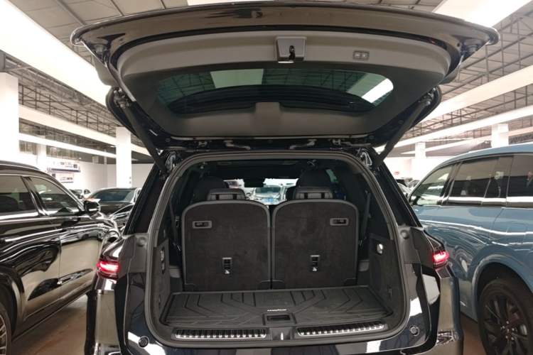 Used Li Auto L9 2025 Ultra Smart Refreshed Edition Trunk