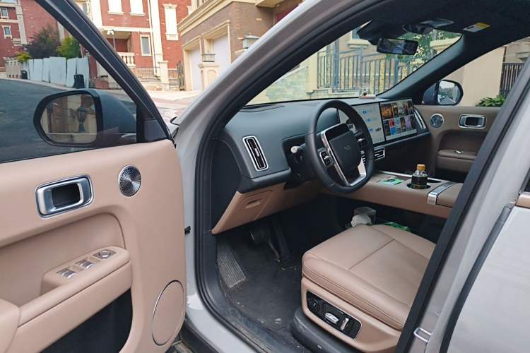 Used Li Auto L9 2025 Ultra Smart Refreshed Edition Driver Seat