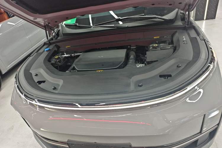 Used Li Auto L9 2025 Ultra Smart Refreshed Edition Engine Bay