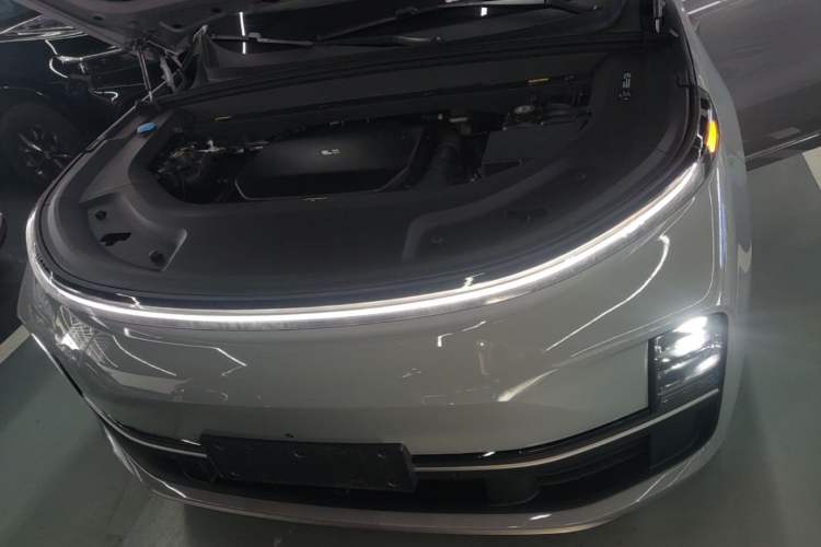 Used Li Auto L9 2025 Ultra Smart Refreshed Edition Engine Bay