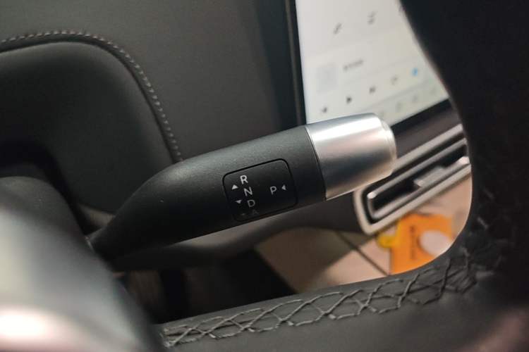 Used Li Auto L9 2025 Ultra Smart Refreshed Edition Gear Lever