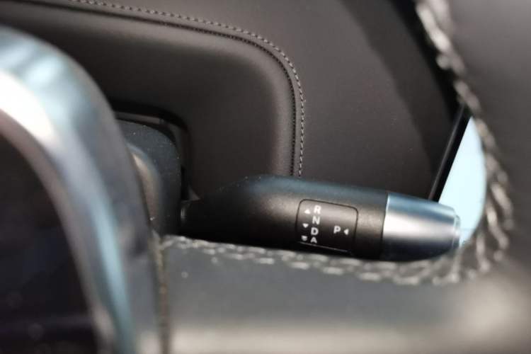 Used Li Auto L9 2025 Ultra Smart Refreshed Edition Gear Lever