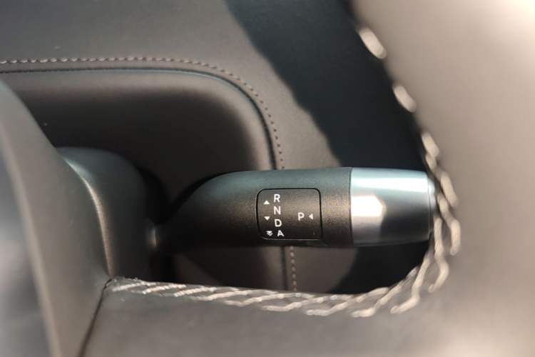 Used Li Auto L9 2025 Ultra Smart Refreshed Edition Gear Lever