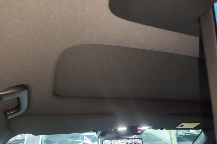 Used Li Auto L9 2025 Ultra Smart Refreshed Edition Headliner
