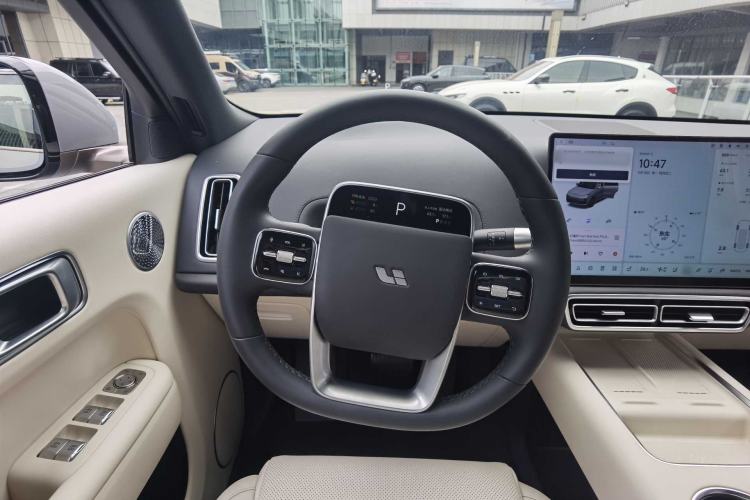 Used Li Auto L9 2025 Ultra Smart Refreshed Edition Interior 1