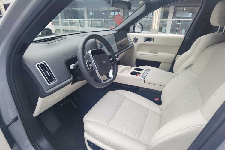Used Li Auto L9 2025 Ultra Smart Refreshed Edition Interior 5