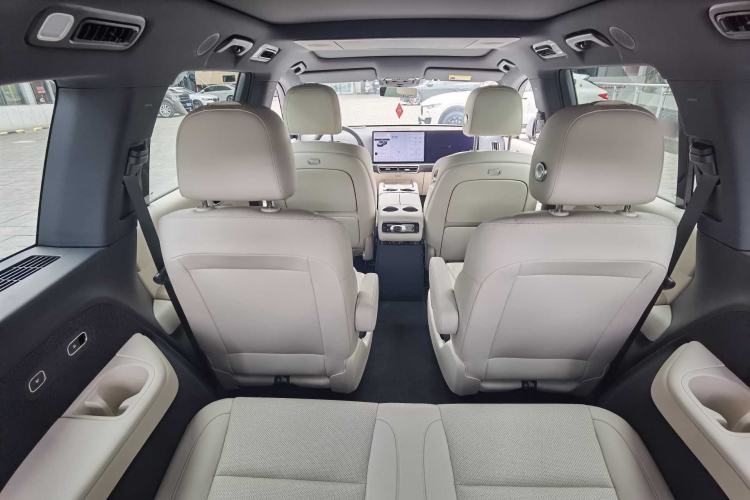 Used Li Auto L9 2025 Ultra Smart Refreshed Edition Interior 9