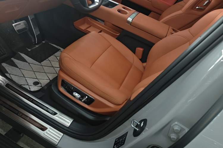 Used Li Auto L9 2025 Ultra Smart Refreshed Edition Left Front Seat