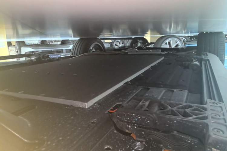 Used Li Auto L9 2025 Pro Smart Refreshed Edition Left Side Sill
