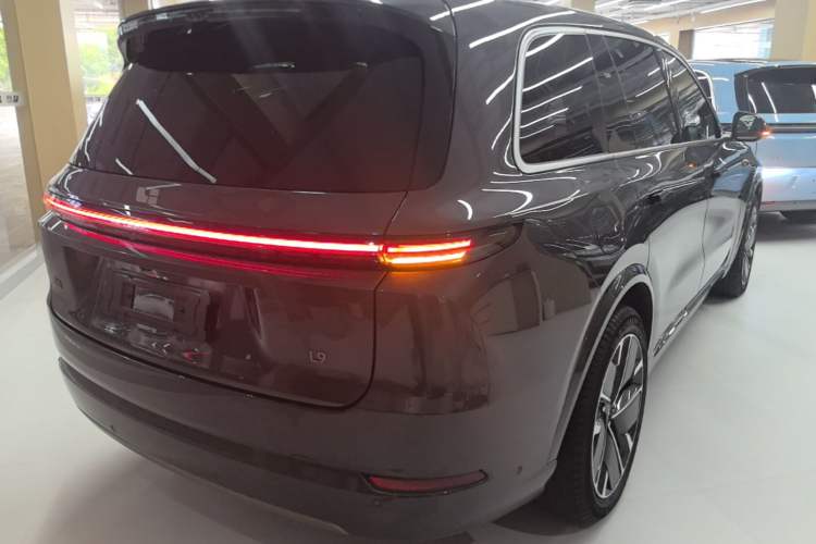 Used Li Auto L9 2025 Pro Smart Refreshed Edition Rear Right 45 Deg