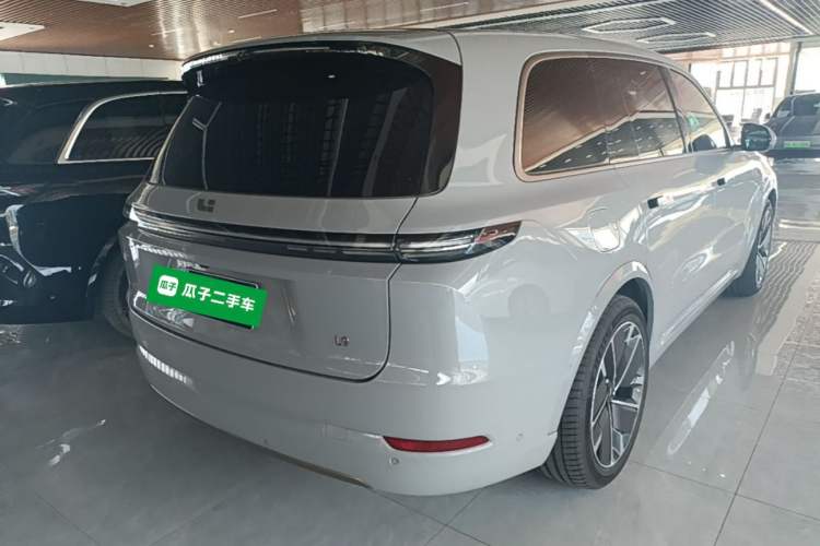 Used Li Auto L9 2025 Ultra Smart Refreshed Edition Rear Right 45 Deg