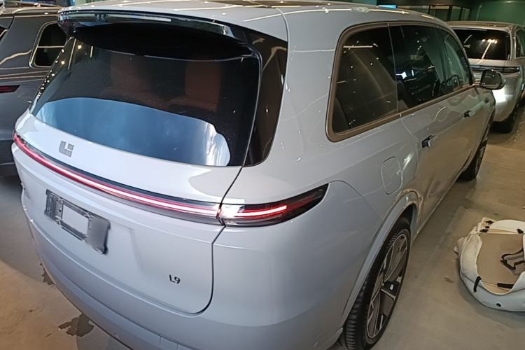 Used Li Auto L9 2025 Ultra Smart Refreshed Edition Rear Right 45 Deg
