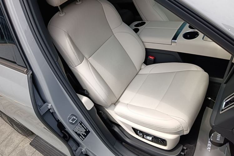 Used Li Auto L9 2025 Ultra Smart Refreshed Edition Right Front Seat