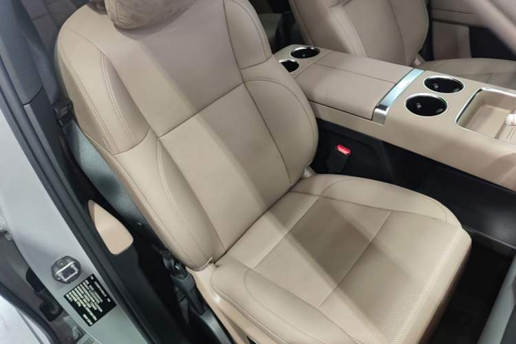 Used Li Auto L9 2025 Ultra Smart Refreshed Edition Right Front Seat