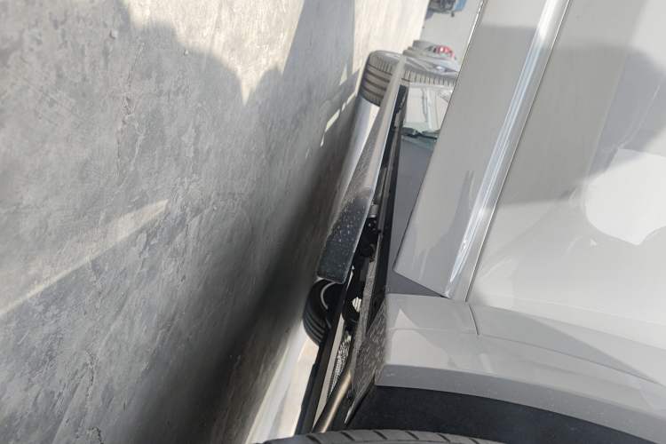 Used Li Auto L9 2025 Ultra Smart Refreshed Edition Right Side Sill
