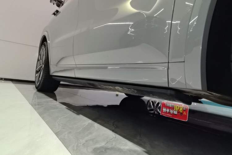 Used Li Auto L9 2025 Ultra Smart Refreshed Edition Right Side Sill