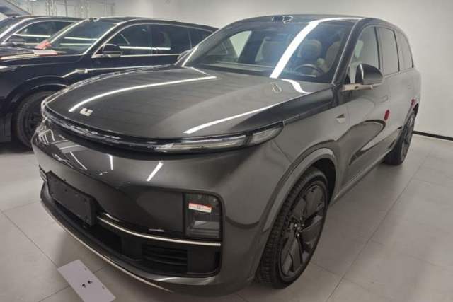 Li Auto L9 2025 Ultra Smart Refreshed Edition с пробегом