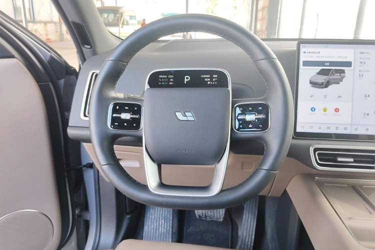 Used Li Auto L9 2025 Pro Smart Refreshed Edition Steering Wheel