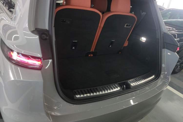 Used Li Auto L9 2025 Ultra Smart Refreshed Edition Trunk
