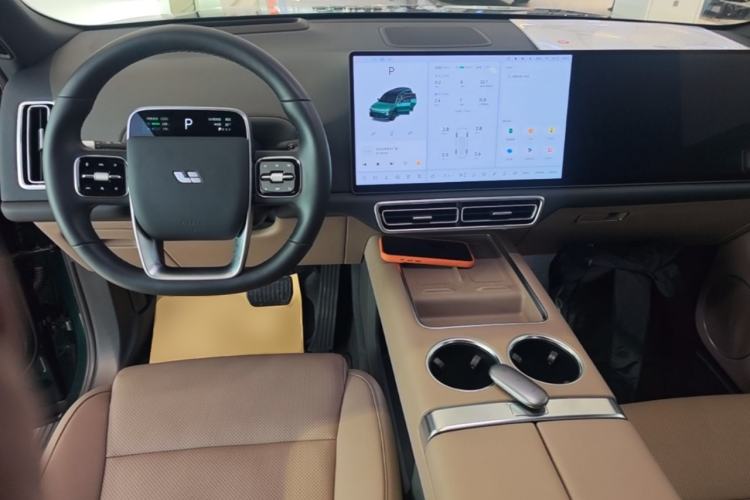 Used Li Auto L9 2025 Ultra Smart Refreshed Edition Center Console