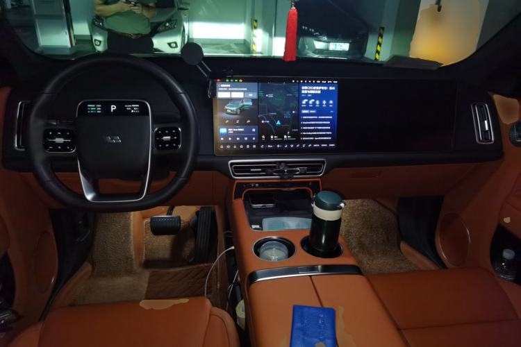 Used Li Auto L9 2025 Ultra Smart Refreshed Edition Center Console